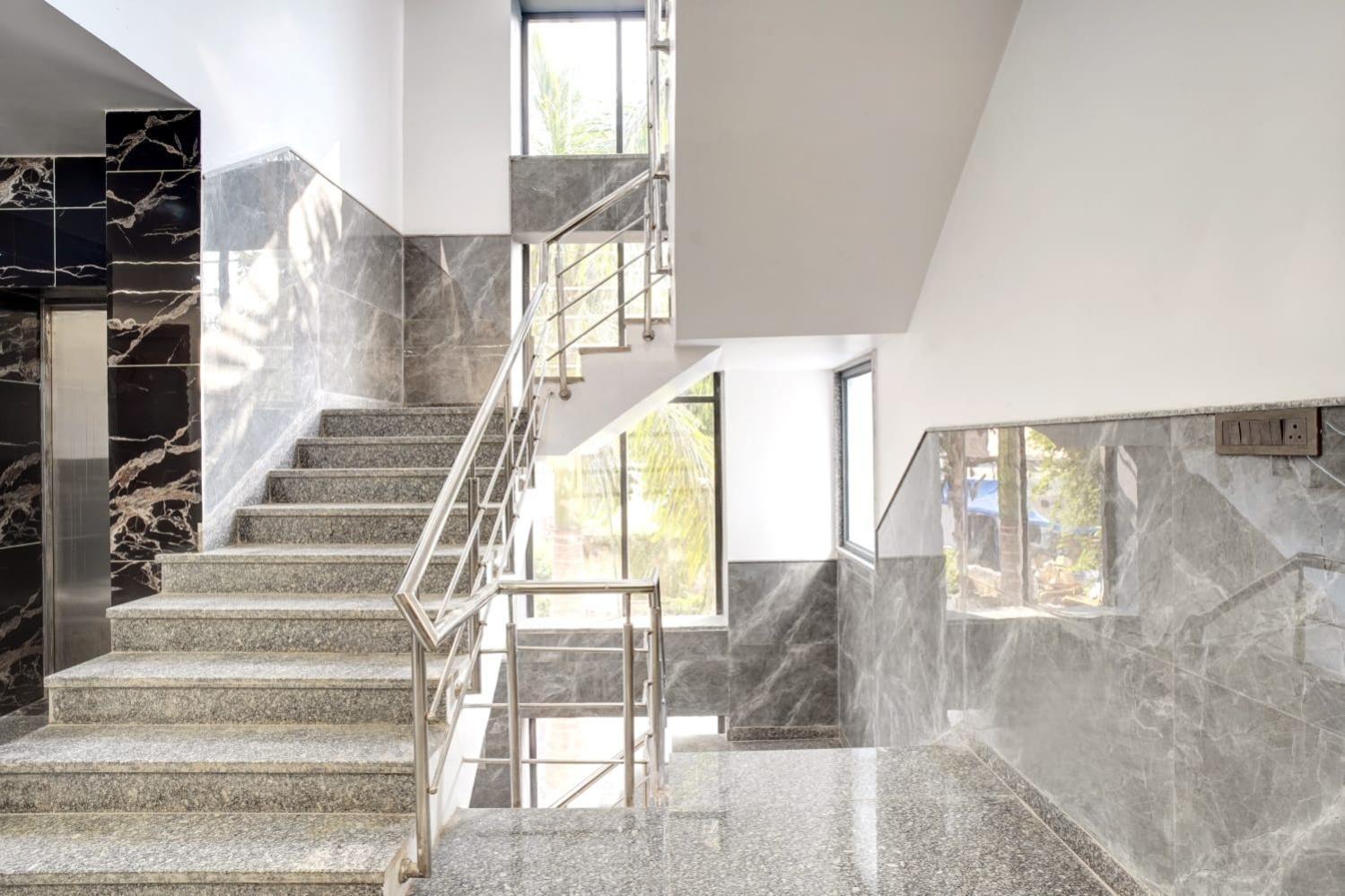 Hotel Elite Grand Near Kailash Hospital Νόιντα Εξωτερικό φωτογραφία