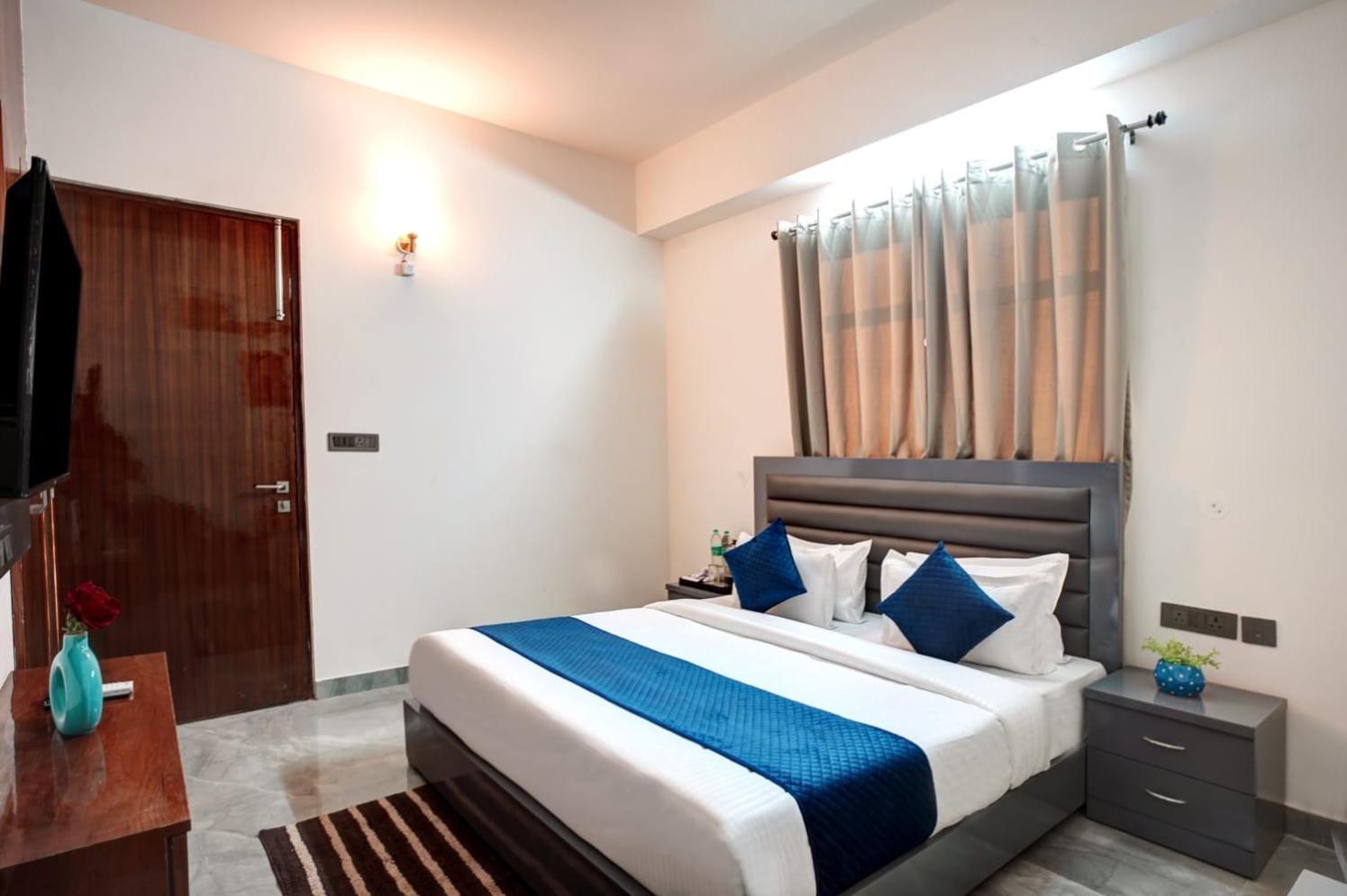 Hotel Elite Grand Near Kailash Hospital Νόιντα Εξωτερικό φωτογραφία