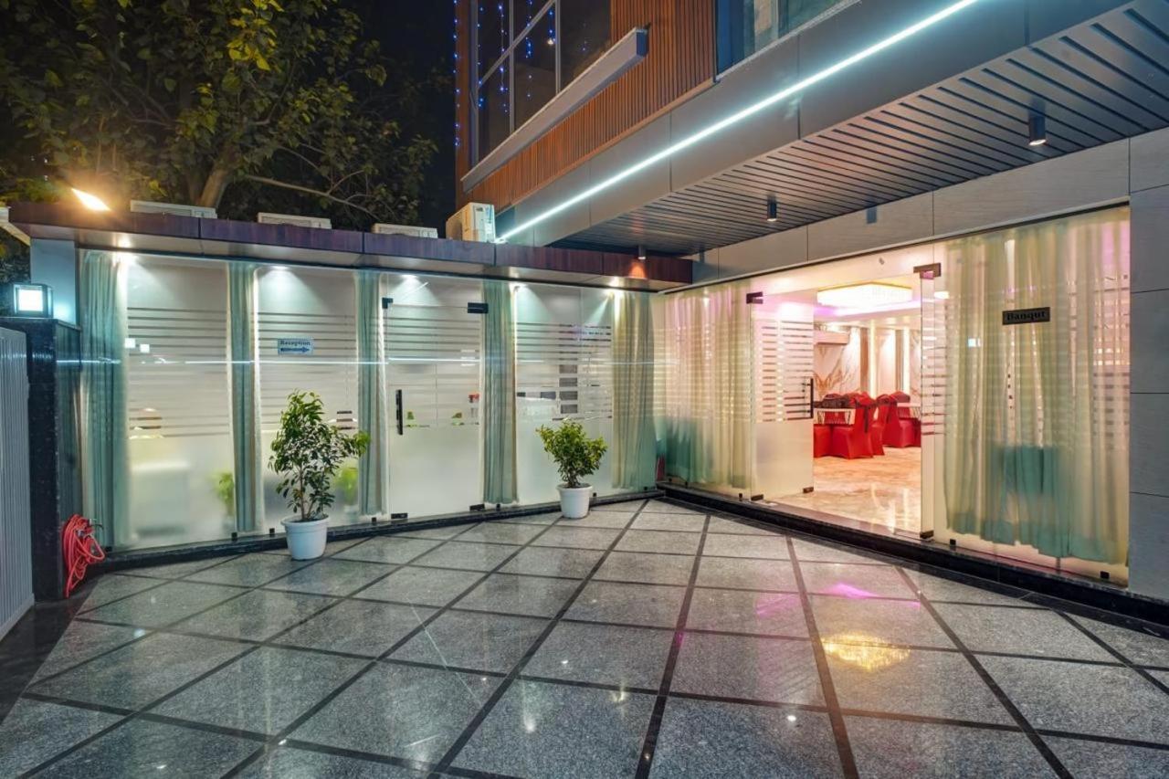 Hotel Elite Grand Near Kailash Hospital Νόιντα Εξωτερικό φωτογραφία